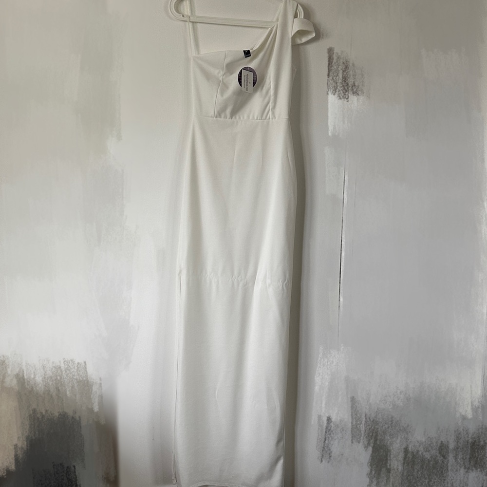 Windsor white one shoulder dress with tags - Picture 1 of 1
